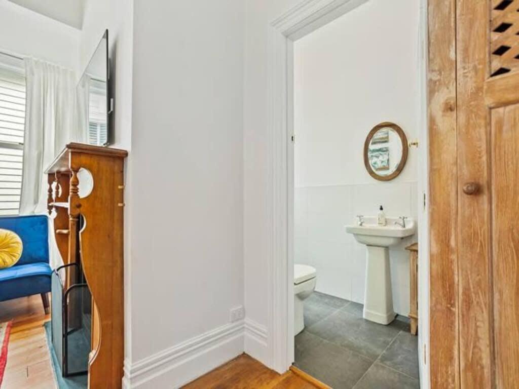 Cheerful 1 Bedroom Home With Free Parking Auckland Ngoại thất bức ảnh